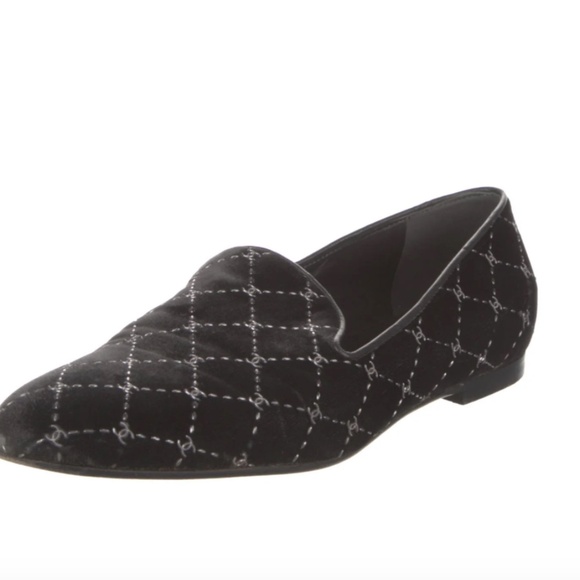 Chanel 2017 Interlocking CC Logo Loafers Size: US10, IT40 - Picture 2 of 4